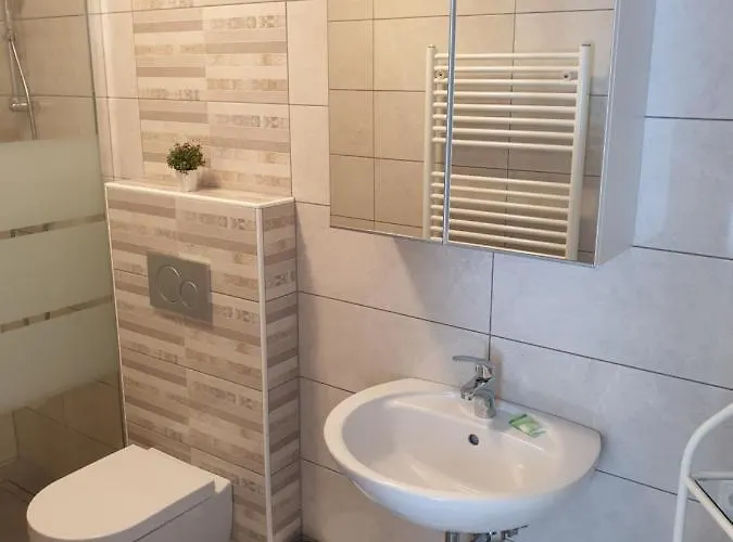 Lejlighed Emma - Free Parking, Ac, Wifi