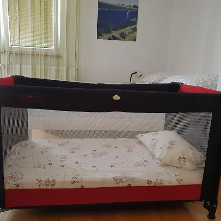 Emma - Free Parking, Ac, Wifi