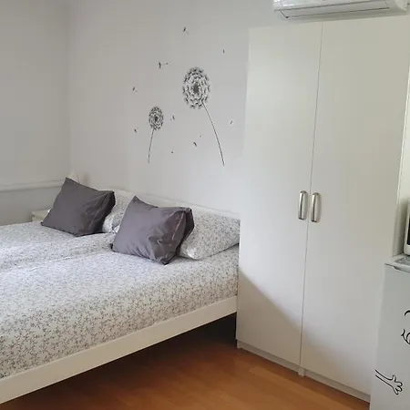 Apartman Emma - Free Parking, Ac, Wifi Ljubljana